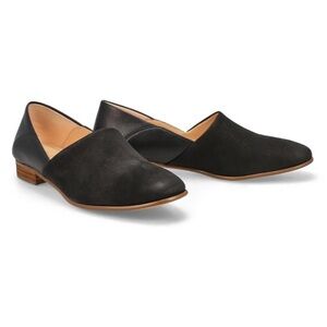 Clark’s women’s black loafers